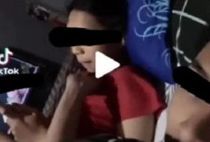 Video Perempuan Baju Merah di Atas Ranjang Viral Sosmed, Netizen: Rimbun Sekali Guys!